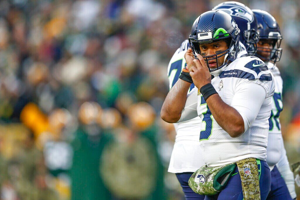 @Seahawks (3-6, +2 1/2) over Cardinals (8-2), 27-23